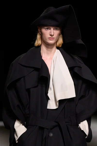 Look 46
